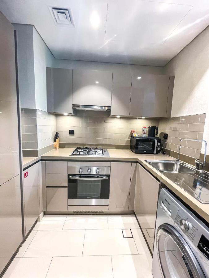 Stay By Latinem Luxury Studio Holiday Home G6-6103 Near Burj Khalifa Dubai Exteriör bild