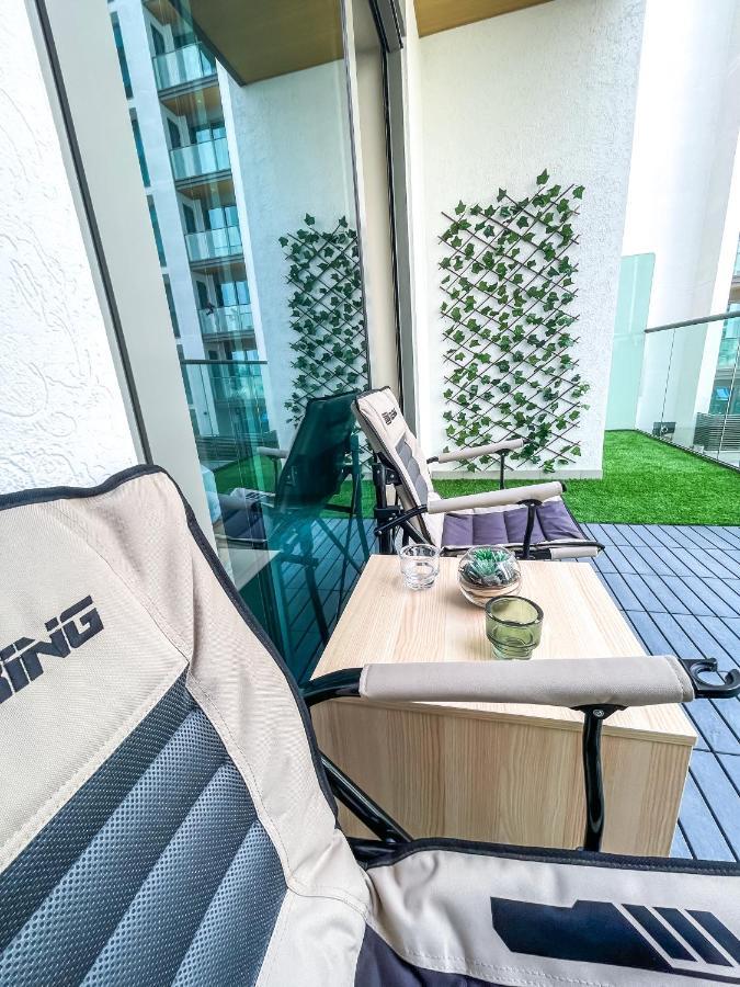 Stay By Latinem Luxury Studio Holiday Home G6-6103 Near Burj Khalifa Dubai Exteriör bild