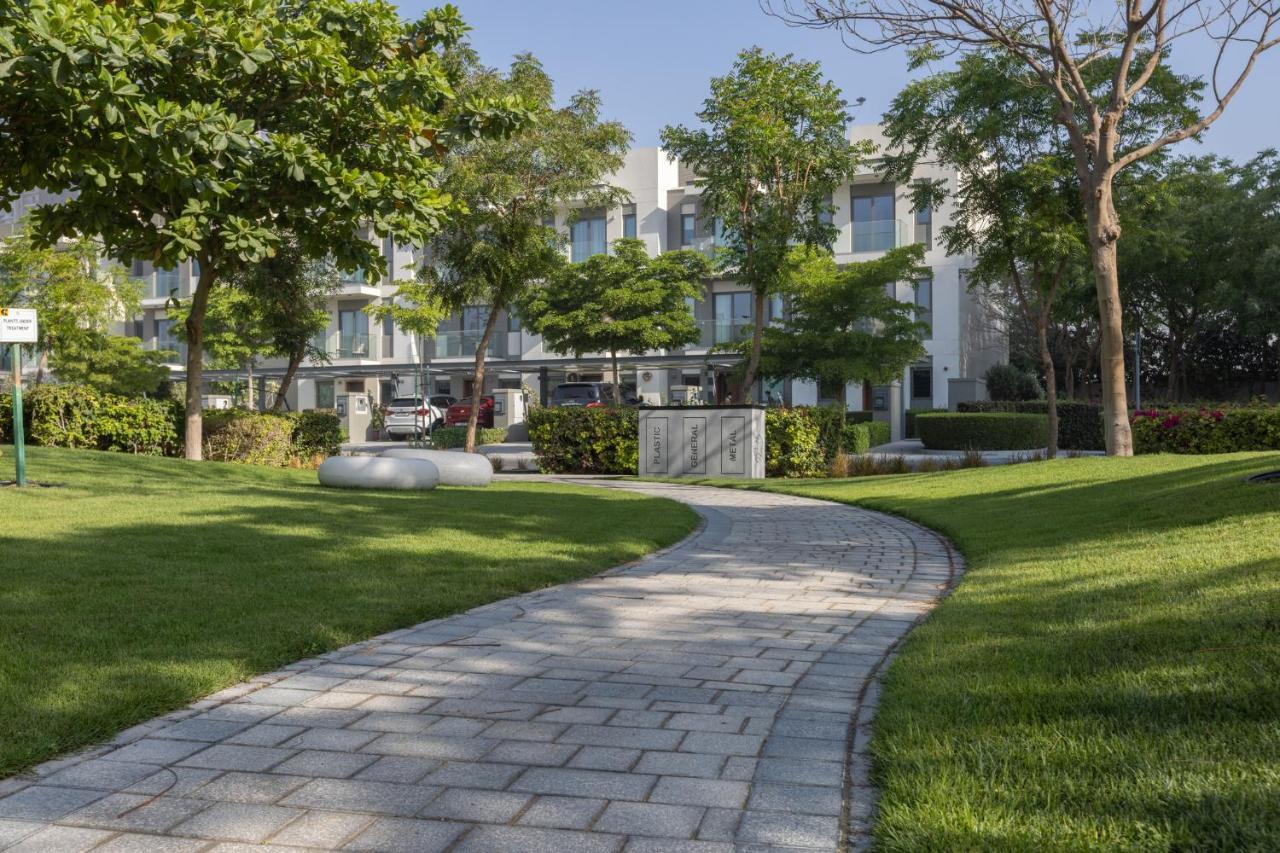 Stay By Latinem Luxury Studio Holiday Home G6-6103 Near Burj Khalifa Dubai Exteriör bild